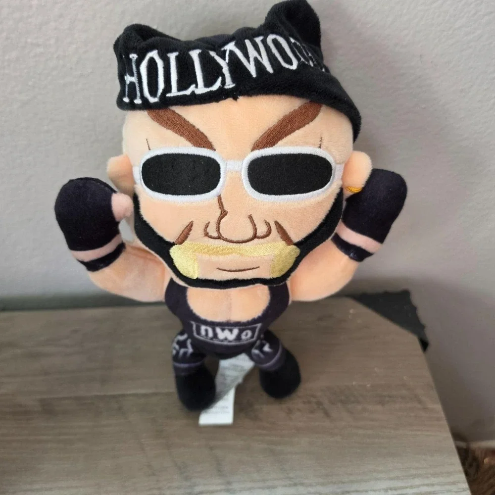 Bleacher Creatures WWE Hollywood Hulk Hogan nWo 10